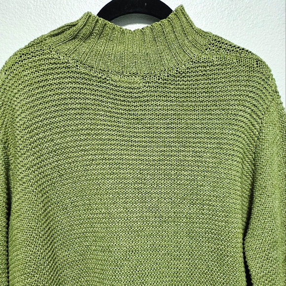 Easel Los Angeles Oversized Matcha Green Mock Neck Chunky Knit Sweater Size S/M - Picture 8 of 10